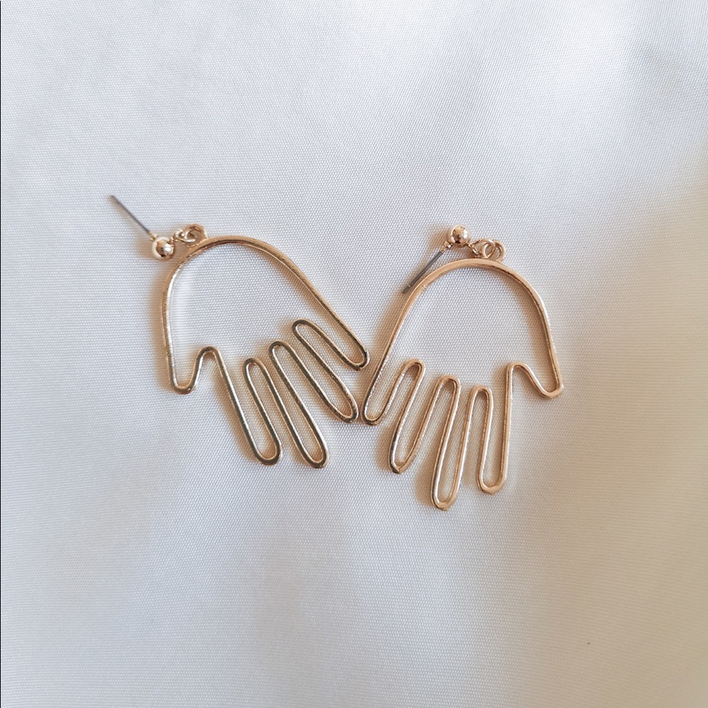 MOVING SALE palm earring